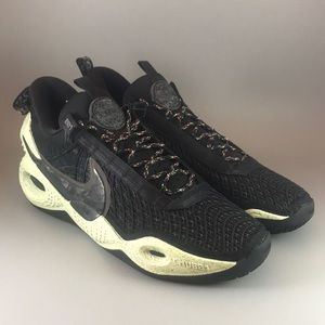 Nike Cosmic Unity ‘Green Glow’